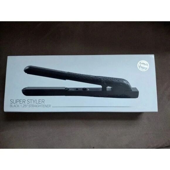 Herstyler 1.25" Straightener | Ceramic Plates | 500°F Heat | Frizz-Free Results - Picture 2 of 5